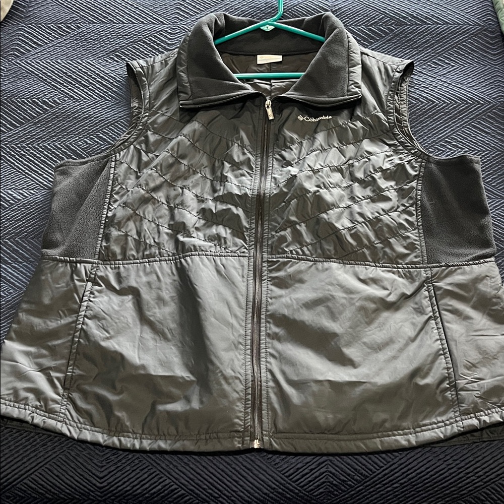 Columbia Women's Vest